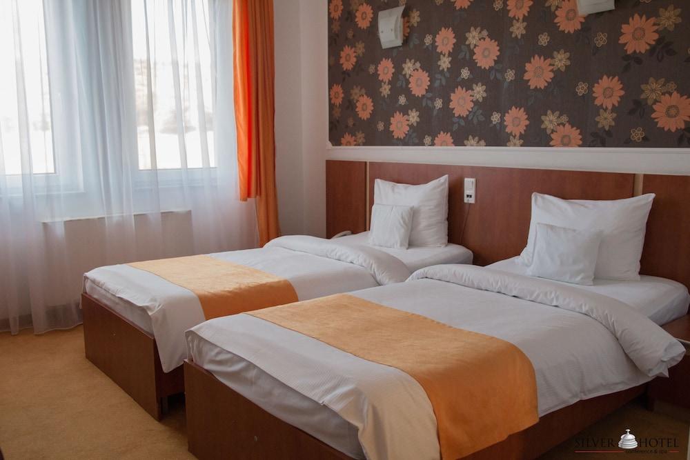 Silver Hotel Oradea Exterior photo